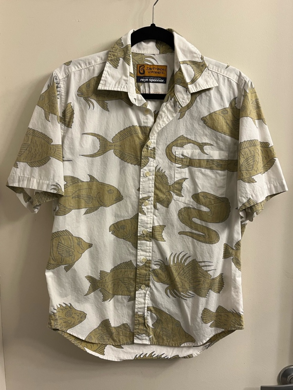 Reyn Spooner Dietrich Varez Fish Hawaiian Button Down - Picture 12 of 12